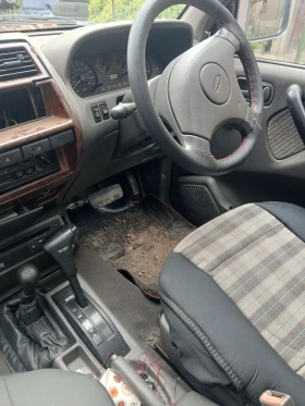 Nissan Terrano На части, снимка 4