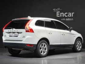 Volvo XC60 2.0 Automatic, снимка 2