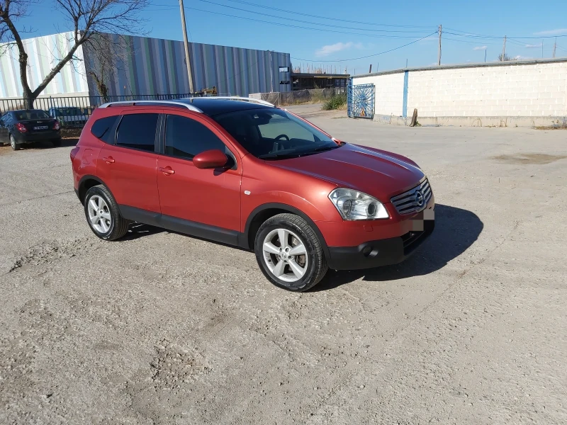 Nissan Qashqai + 2 , снимка 1 - Автомобили и джипове - 47847913