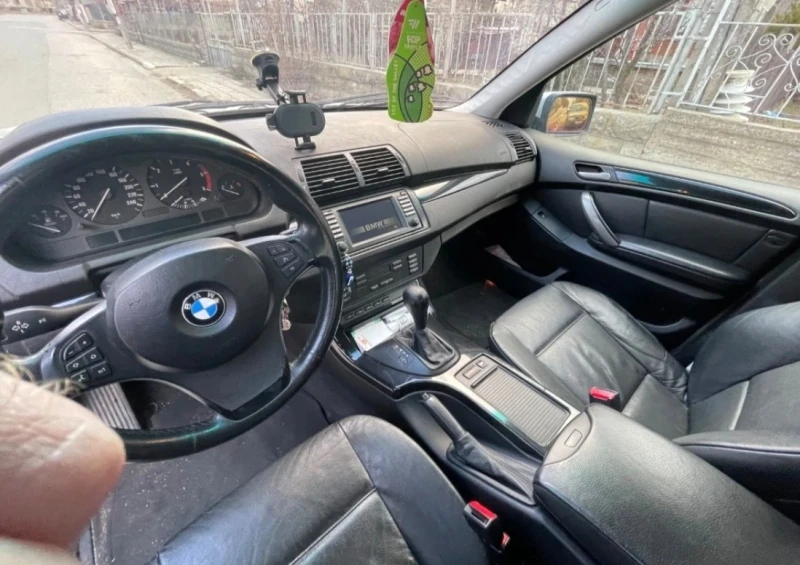 BMW X5, снимка 7 - Автомобили и джипове - 48111342