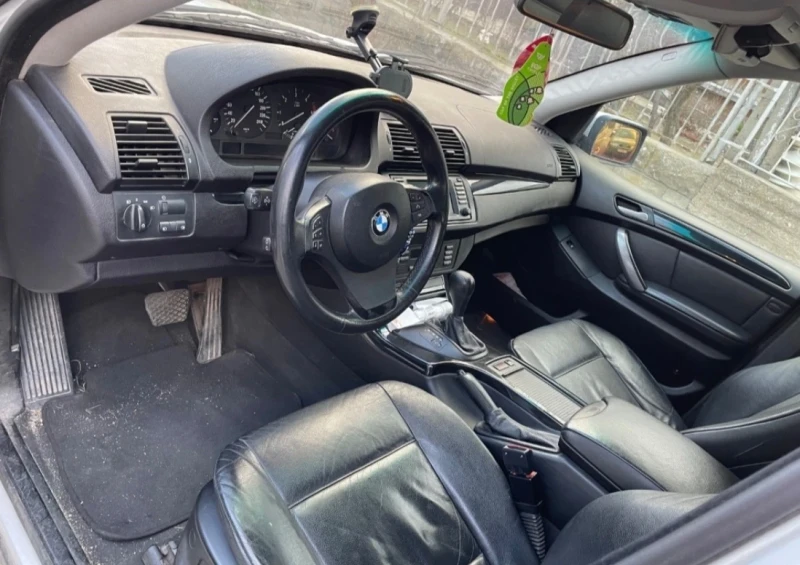 BMW X5, снимка 6 - Автомобили и джипове - 48111342