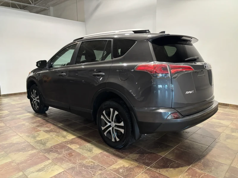 Toyota Rav4 LE* , снимка 5 - Автомобили и джипове - 52661746