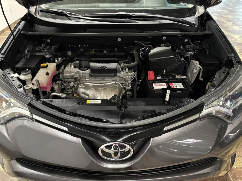 Toyota Rav4 LE* , снимка 11 - Автомобили и джипове - 52661746