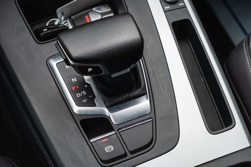 Audi Q5 * quattro Premium * CARFAX * ЦЕНА ДО БГ, снимка 15 - Автомобили и джипове - 53076643