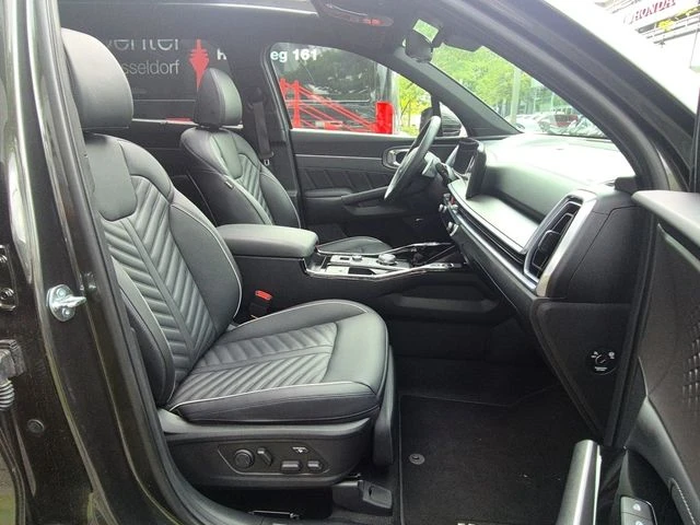 Kia Sorento 2.2CRDI* AWD* 6+ 1* PLATINUM* DISTR* PANO* MEMORY* | Mobile.bg   11