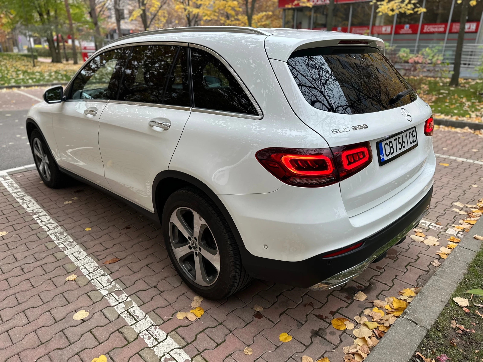 Mercedes-Benz GLC 300 4MATIC - изображение 7