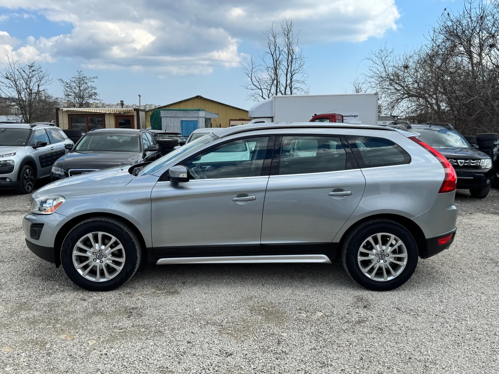 Volvo XC60 2.4d 4x4 - изображение 6