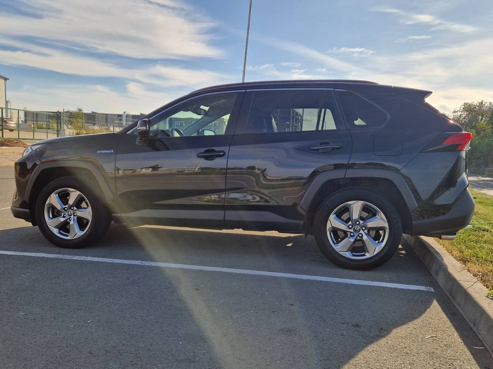 Toyota Rav4 Hybrid Active Drive | Mobile.bg   8