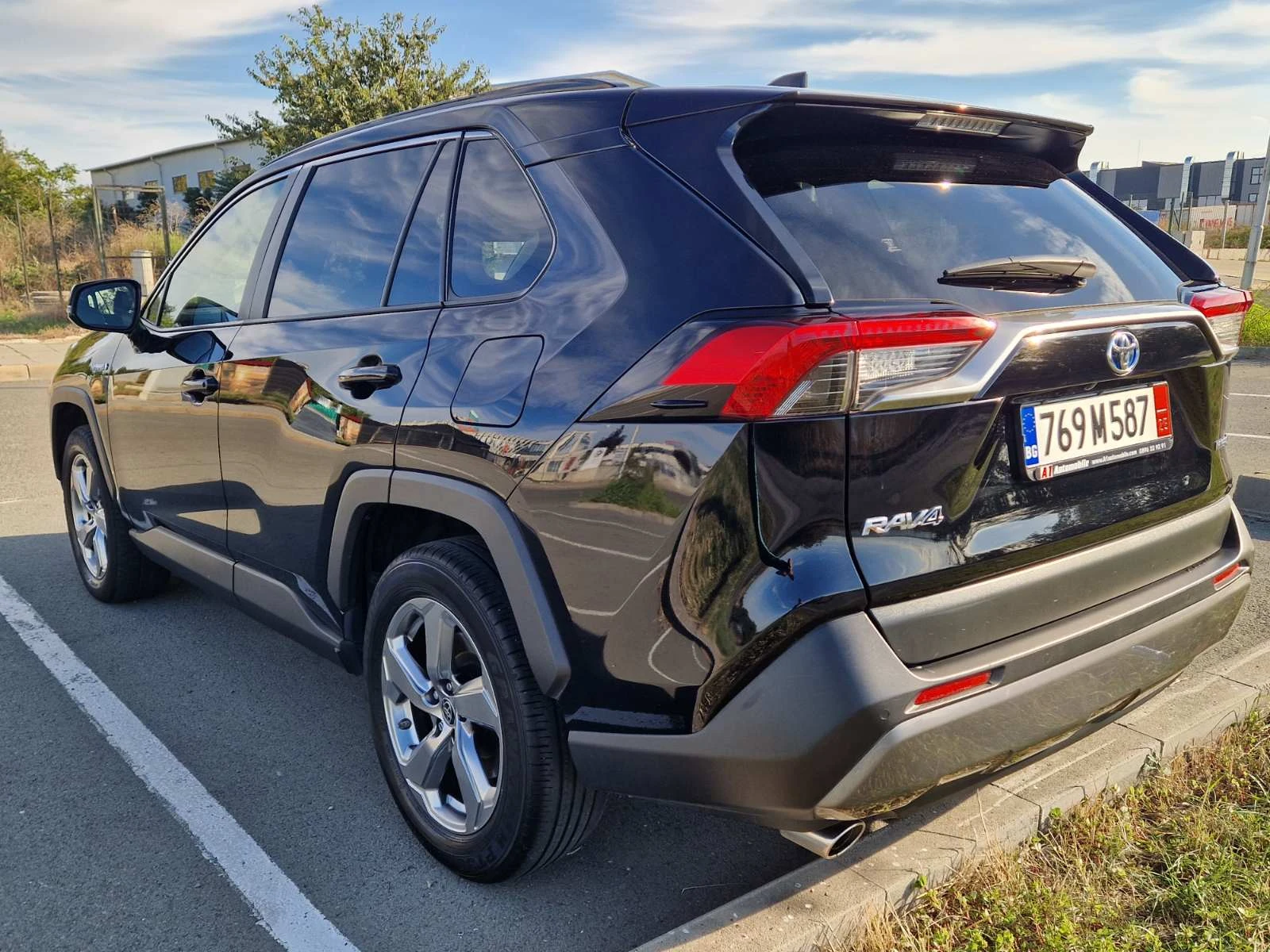 Toyota Rav4 Hybrid Active Drive | Mobile.bg   7
