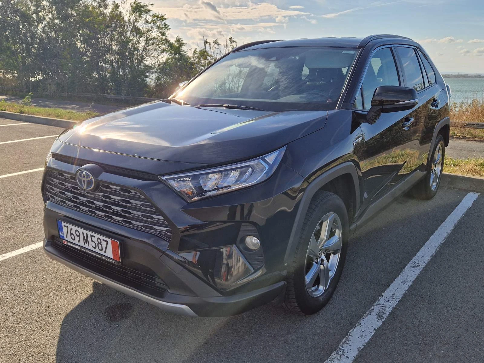 Toyota Rav4 Hybrid Active Drive | Mobile.bg   1