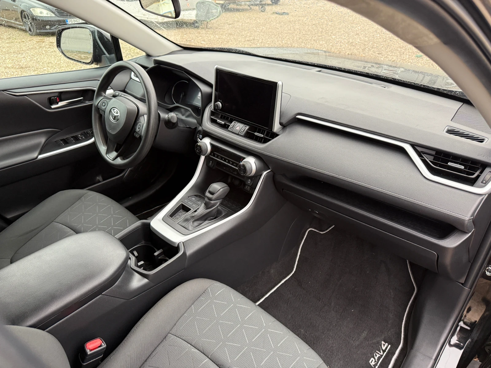 Toyota Rav4  - изображение 7