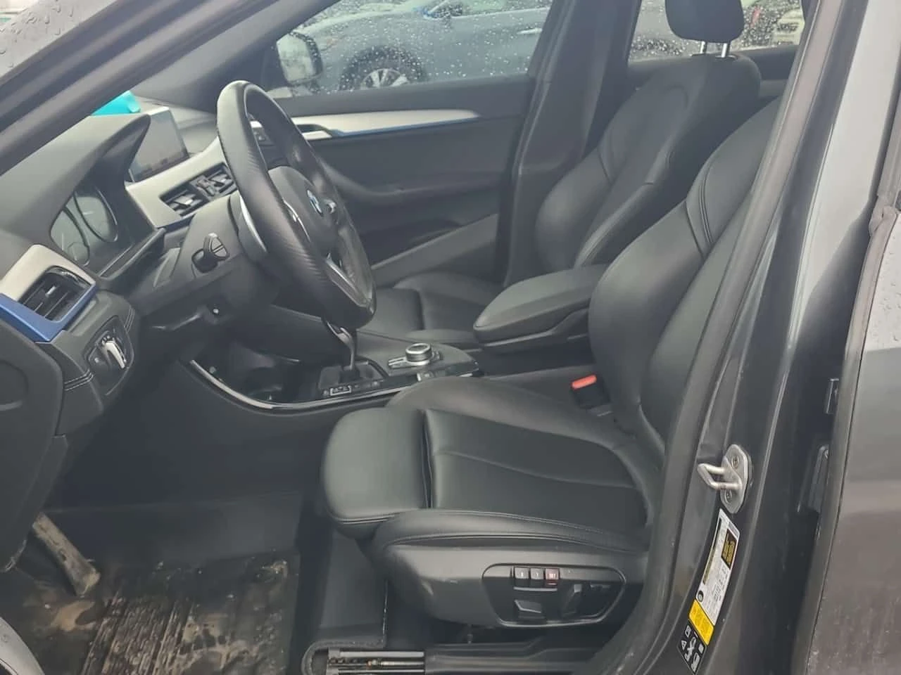 BMW X2 XDRIVE28| ПОДГРЕВИ| ПАНОРАМА| CARFAX , снимка 8 - Автомобили и джипове - 54005224