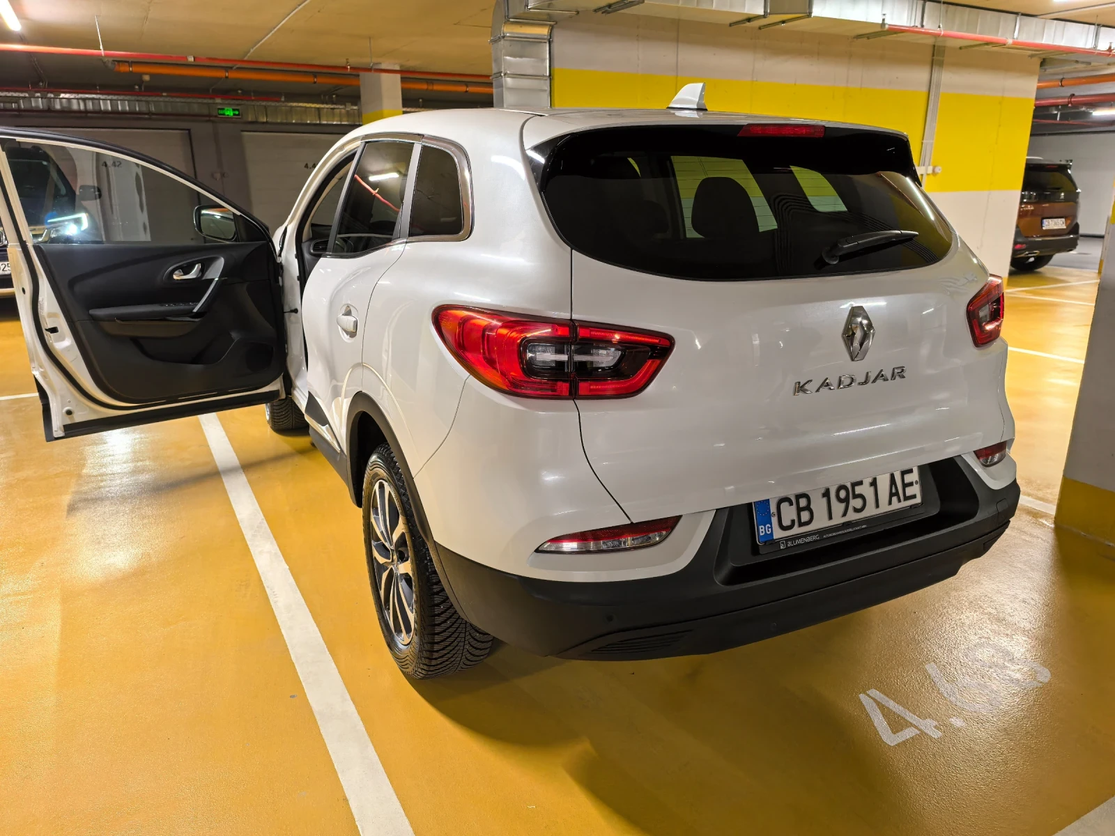 Renault Kadjar 1.3 TCe 140 �.�. Avtomat ���� ���� | Mobile.bg � ����������� 3