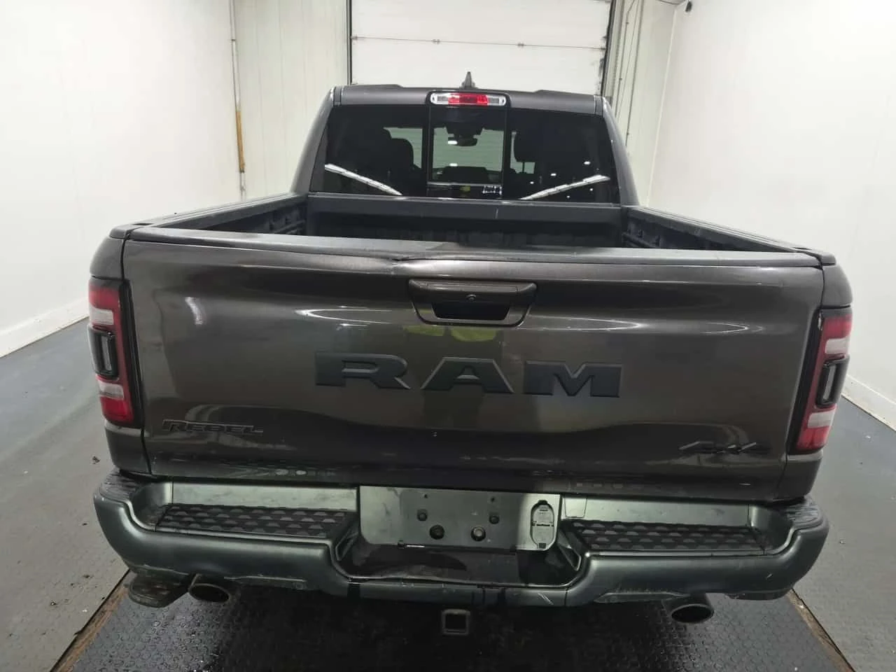 Dodge RAM 1500 * Rebel * КАМЕРА * NAVI * ЛИЦЕНЗИРАН ДИЛЪР, снимка 4 - Автомобили и джипове - 54737497