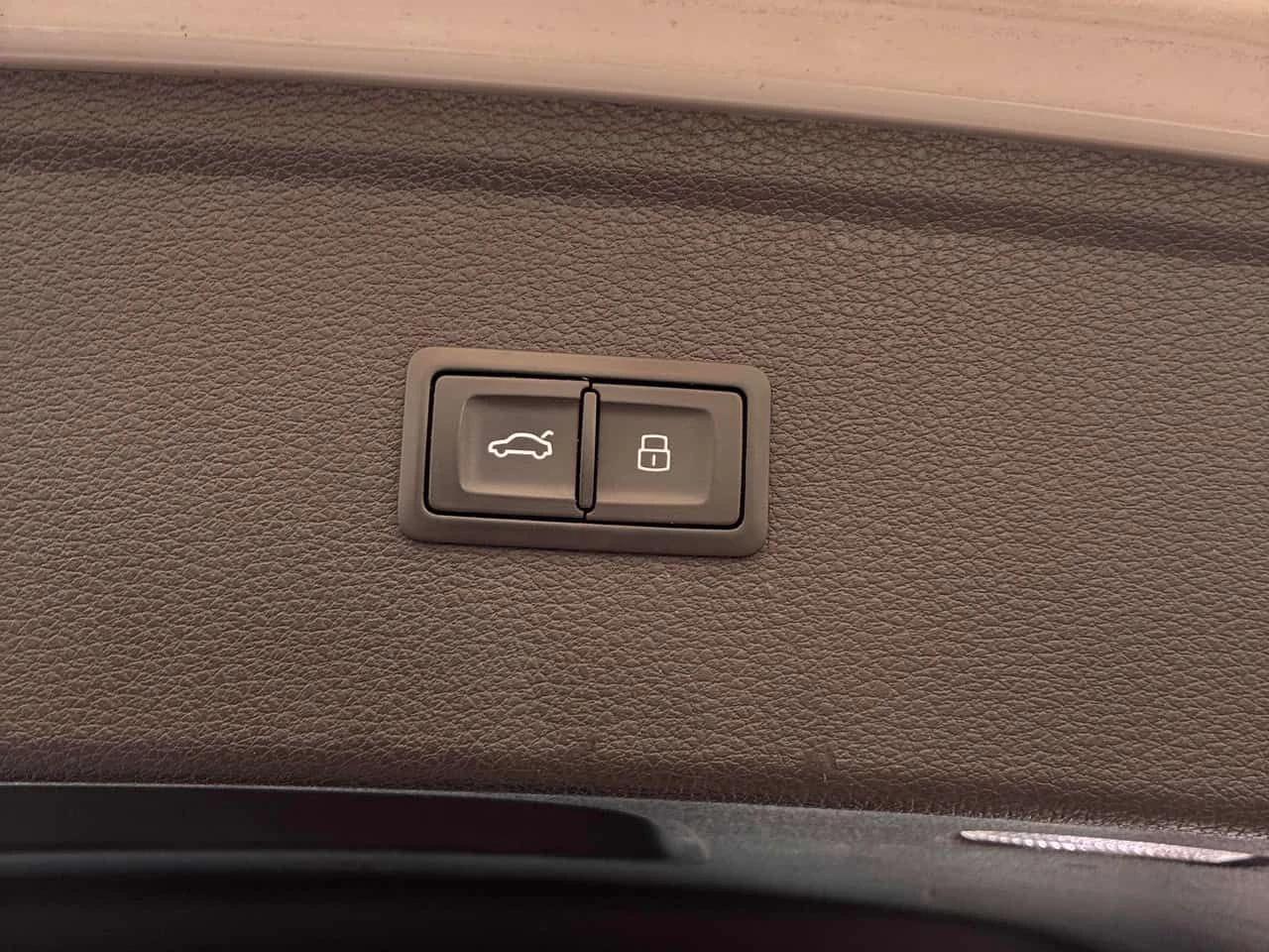 Audi Q5 * Progressiv * CARFAX * ЦЕНА ДО БГ, снимка 15 - Автомобили и джипове - 54933400