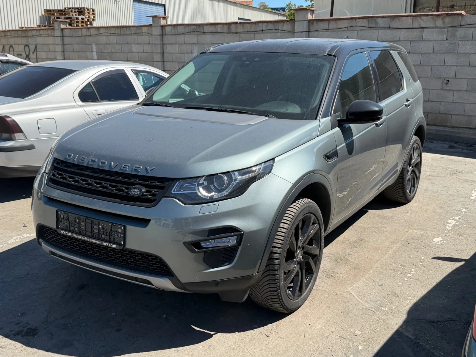 Land Rover Discovery Sport 2.0 TD4 HSE AWD LUXURY, снимка 3 - Автомобили и джипове - 55483134