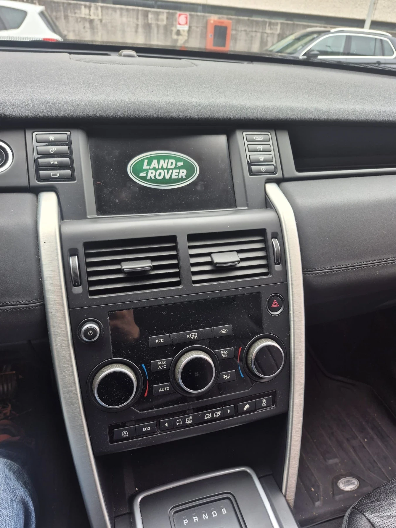 Land Rover Discovery Sport 2.0 TD4 HSE AWD LUXURY, снимка 5 - Автомобили и джипове - 55483134