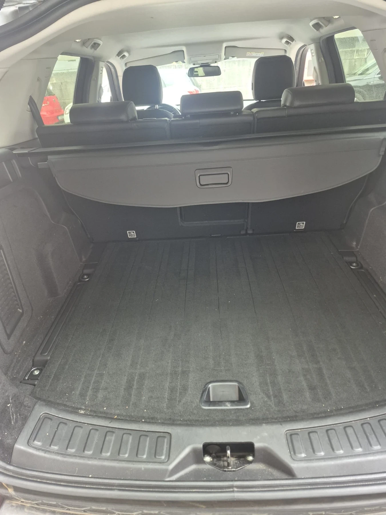 Land Rover Discovery Sport 2.0 TD4 HSE AWD LUXURY, снимка 7 - Автомобили и джипове - 55483134