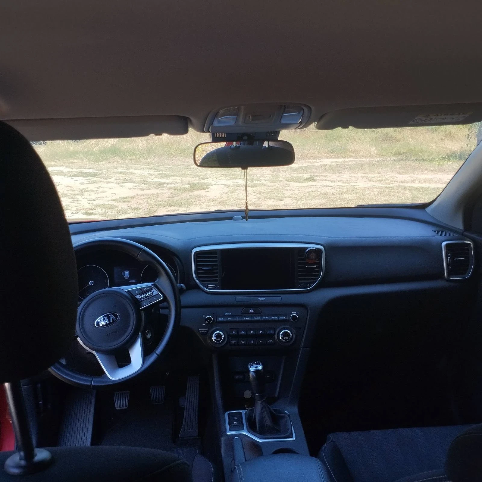 Kia Sportage, снимка 12 - Автомобили и джипове - 55616739