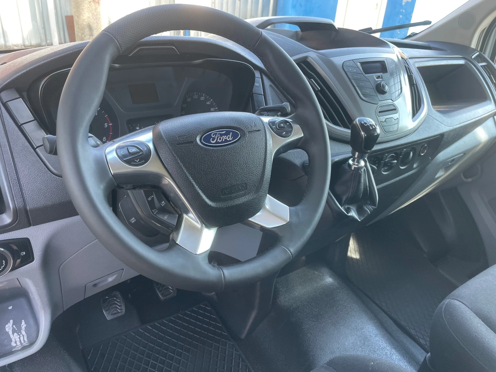 Ford Transit 2.0 TDCI ЕВРО 6 350 L3 - изображение 9