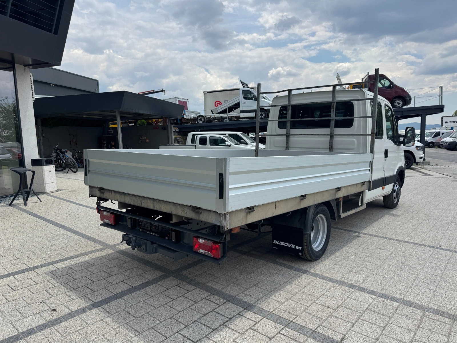 Iveco Daily 40C15 3.0HPI до 3.5т. 3.33м. Клима 7-местен  - изображение 6