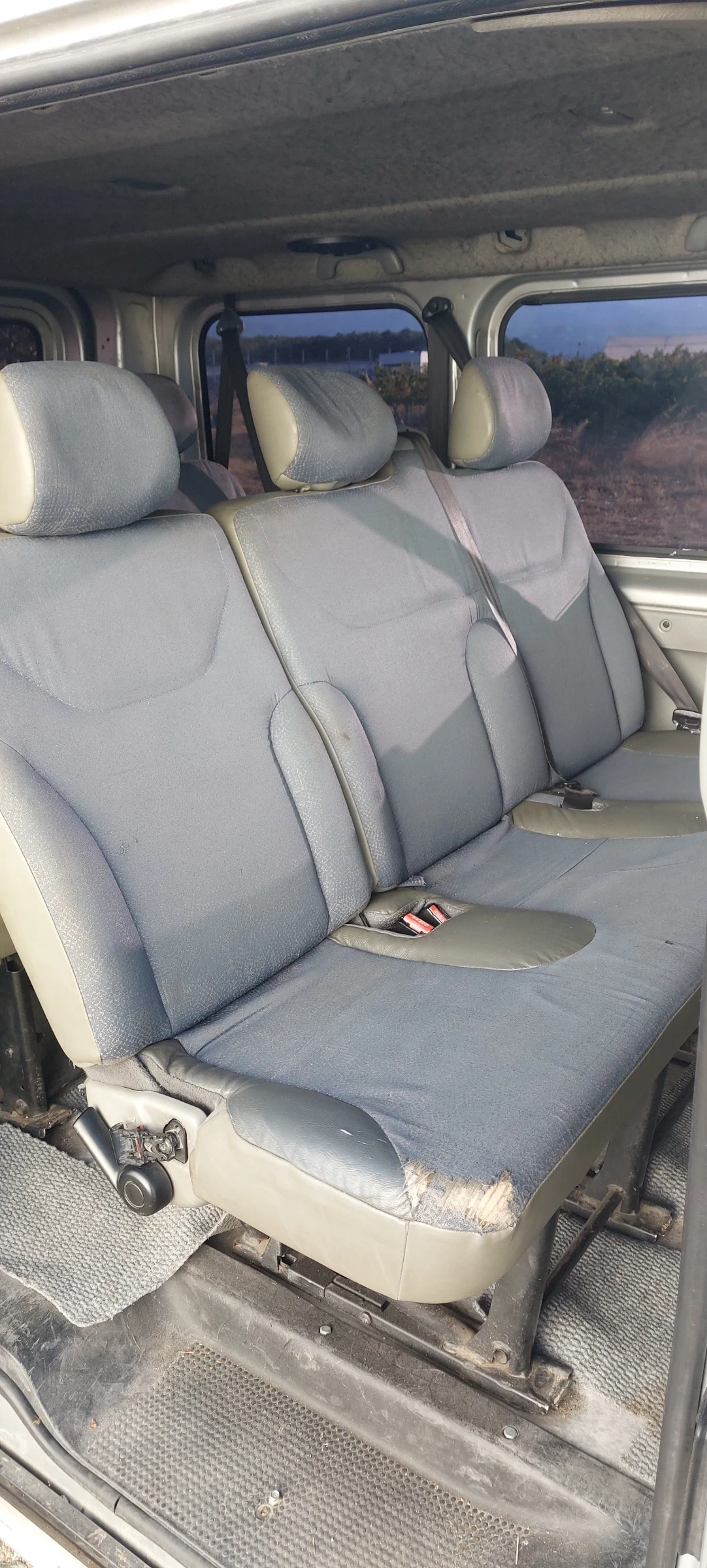 Renault Trafic, снимка 5 - Бусове и автобуси - 56112093