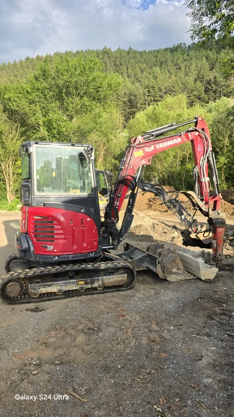 Багер Yanmar ViO-38, снимка 4 - Индустриална техника - 54804009
