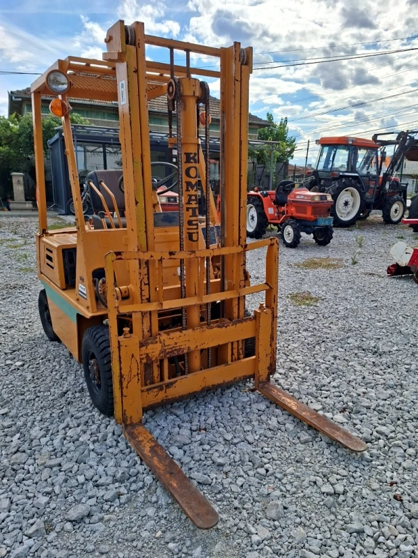 Мотокар Komatsu  FD09 0.9 тона Дизел ДЖЕЙ ТРЕЙДИНГ, снимка 2 - Индустриална техника - 56096138