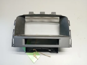 Рамка, пластмаса дисплей Опел Астра j 2.0д