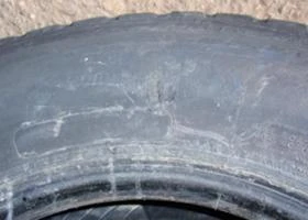 Гуми, снимка 12