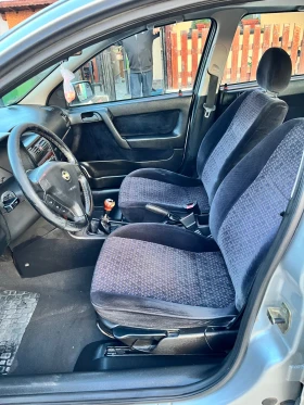 Opel Astra 1.6 16 V, снимка 9
