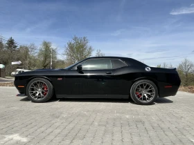 Обява за продажба на Dodge Challenger SRT 392  ~61 999 лв. - изображение 5