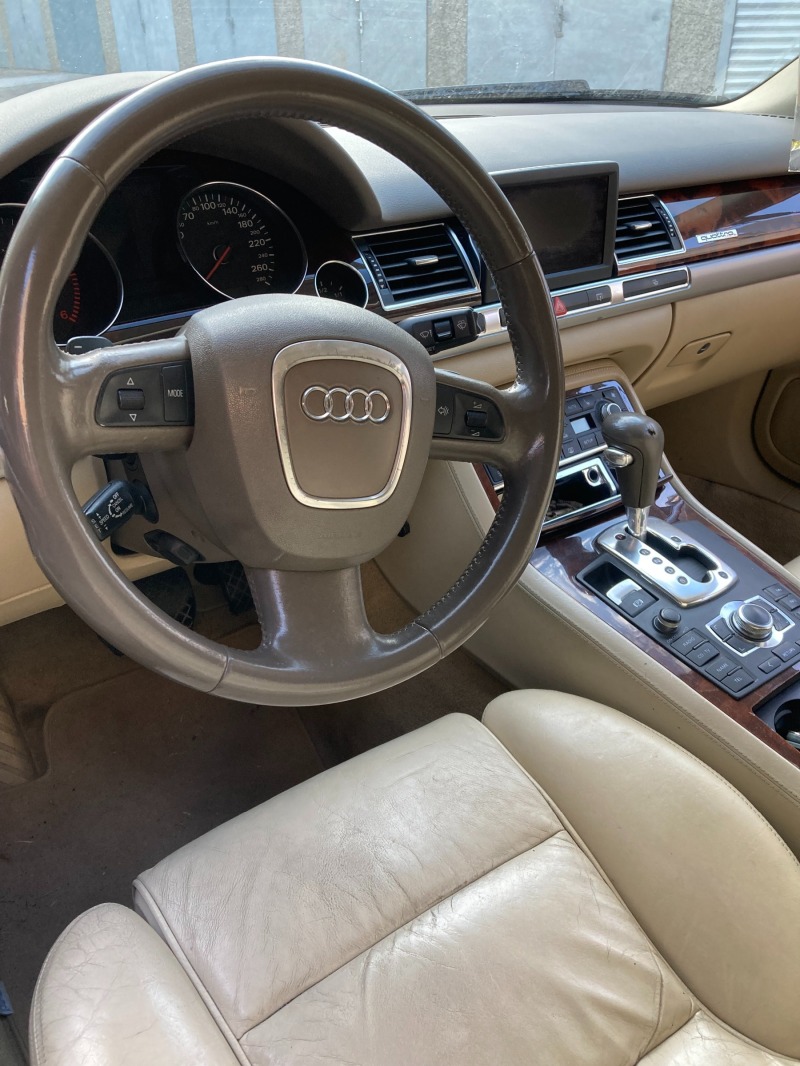 Audi A8, снимка 9 - Автомобили и джипове - 45918847