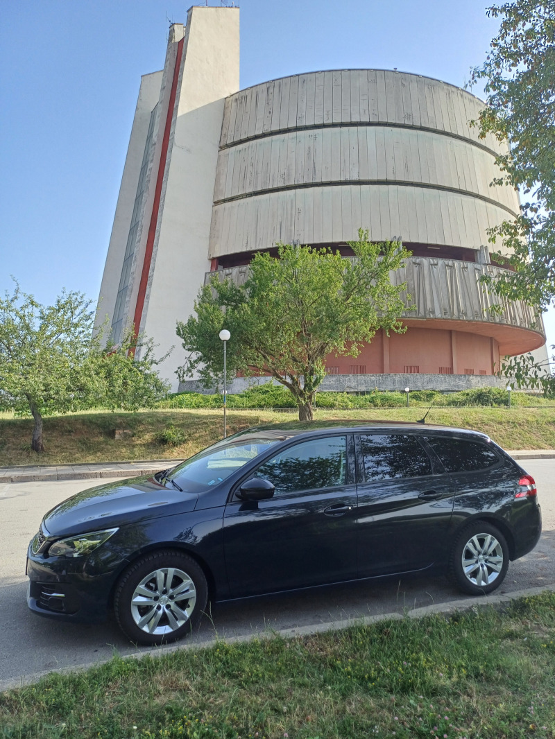 Peugeot 308 1.5 Blue HDI FACELIFT, снимка 5 - Автомобили и джипове - 46323992