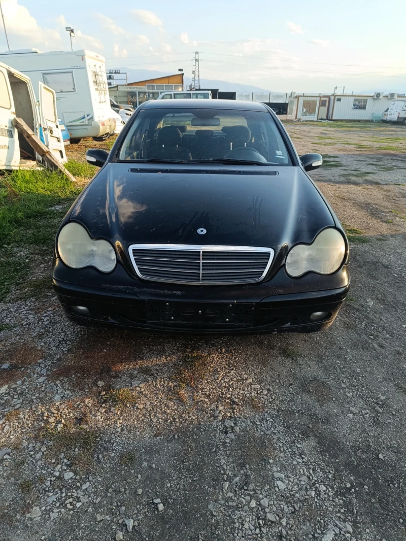 Mercedes-Benz C 200, снимка 1 - Автомобили и джипове - 47726359