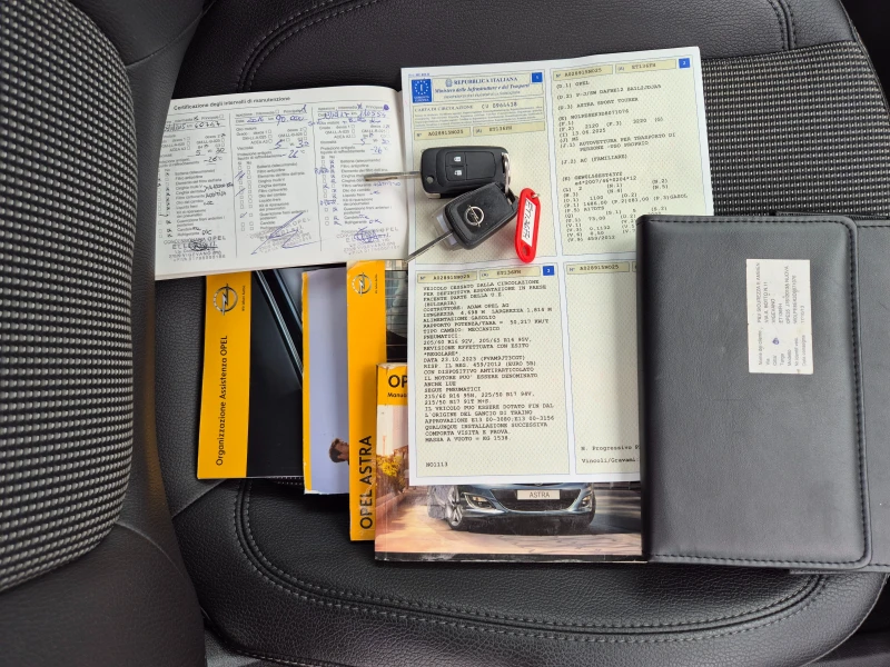 Opel Astra 1.7CDTi E5B COSMO FL, снимка 15 - Автомобили и джипове - 51523142