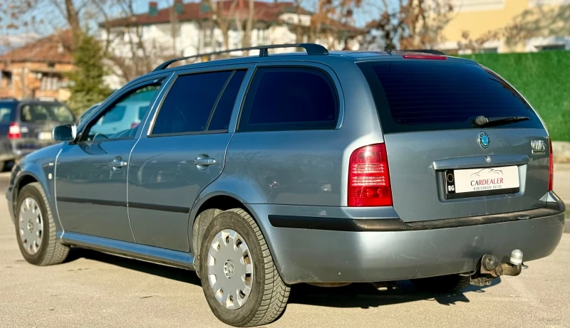 Skoda Octavia 1.9 90 климатроник , снимка 4 - Автомобили и джипове - 53298014