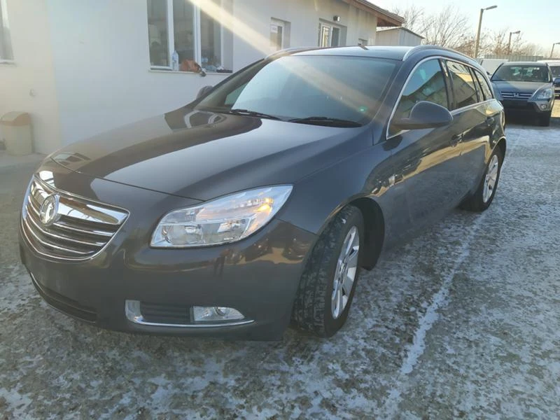 Opel Insignia 2.0 дизел, снимка 8 - Автомобили и джипове - 35327564