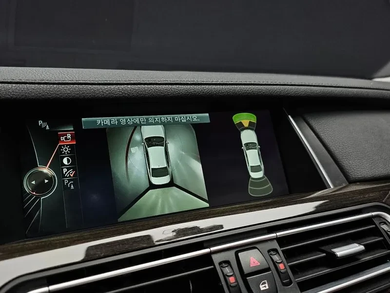 BMW 730, снимка 15 - Автомобили и джипове - 54600939