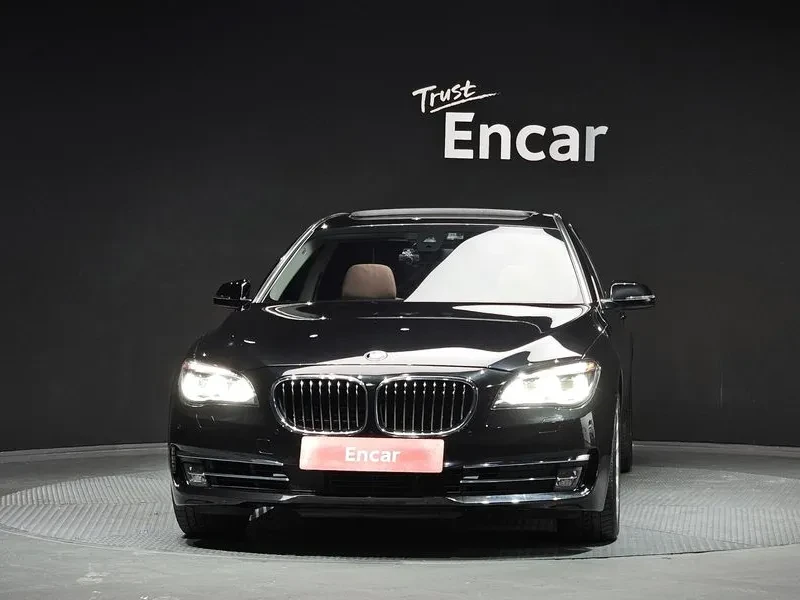 BMW 730, снимка 3 - Автомобили и джипове - 54600939
