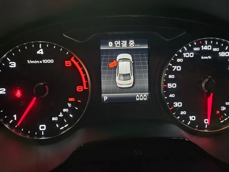 Audi A3 1.6 TDI, снимка 16 - Автомобили и джипове - 54971501