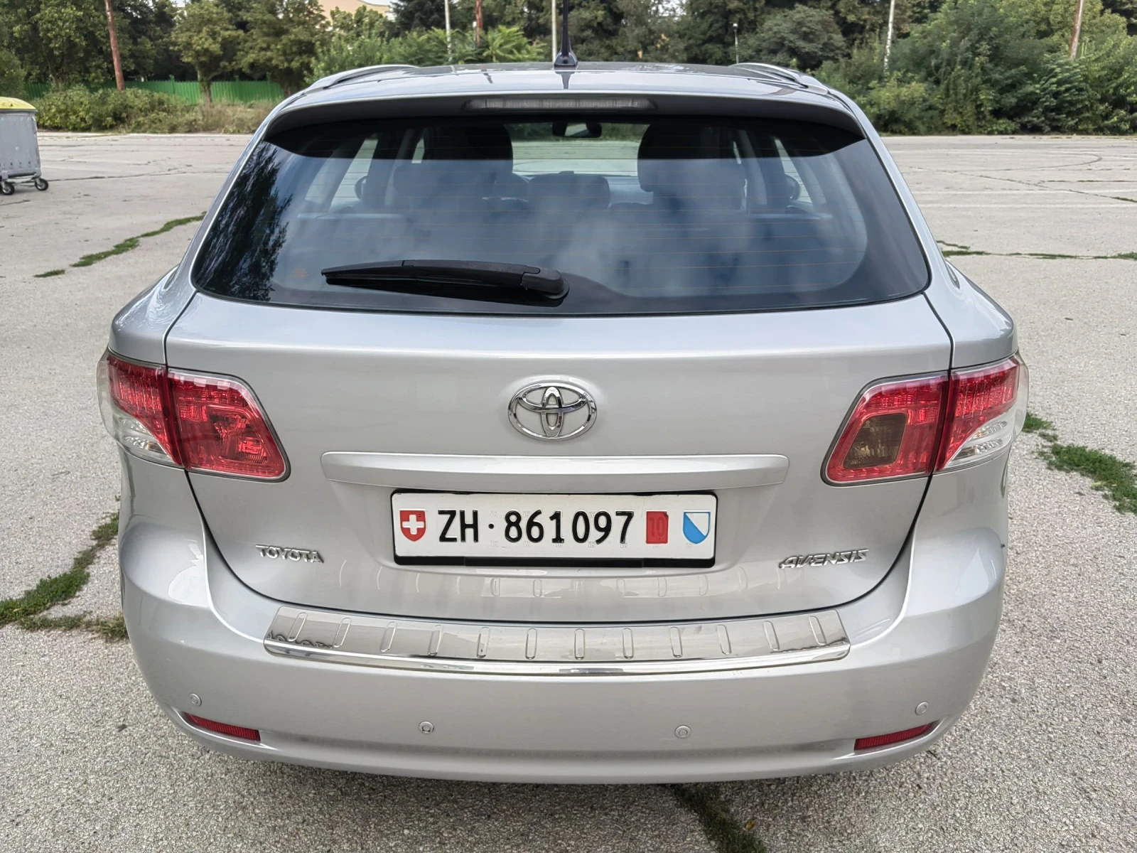 Toyota Avensis 1.8i AUTOMATIC - изображение 4