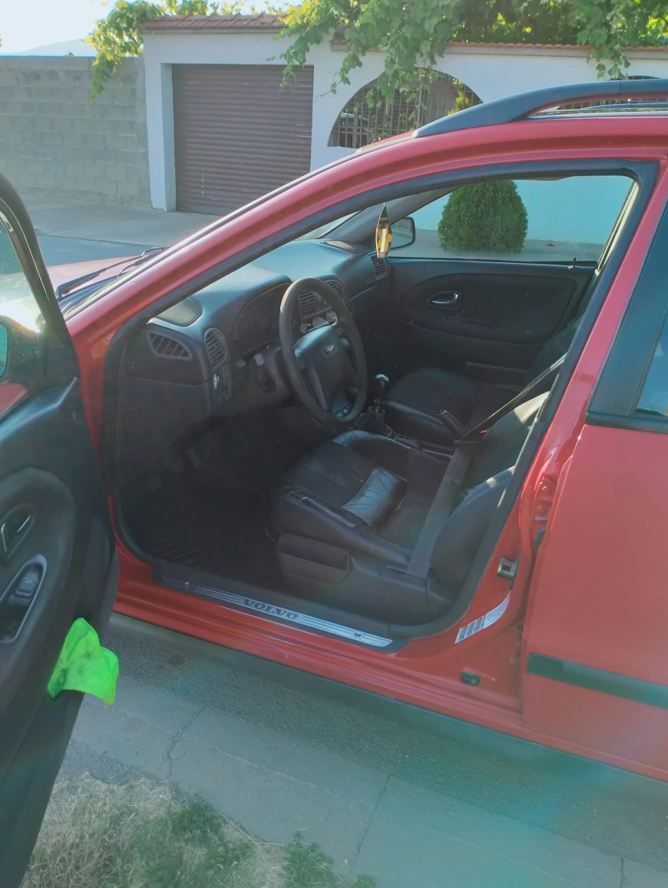 Volvo V40 1.8 - изображение 8