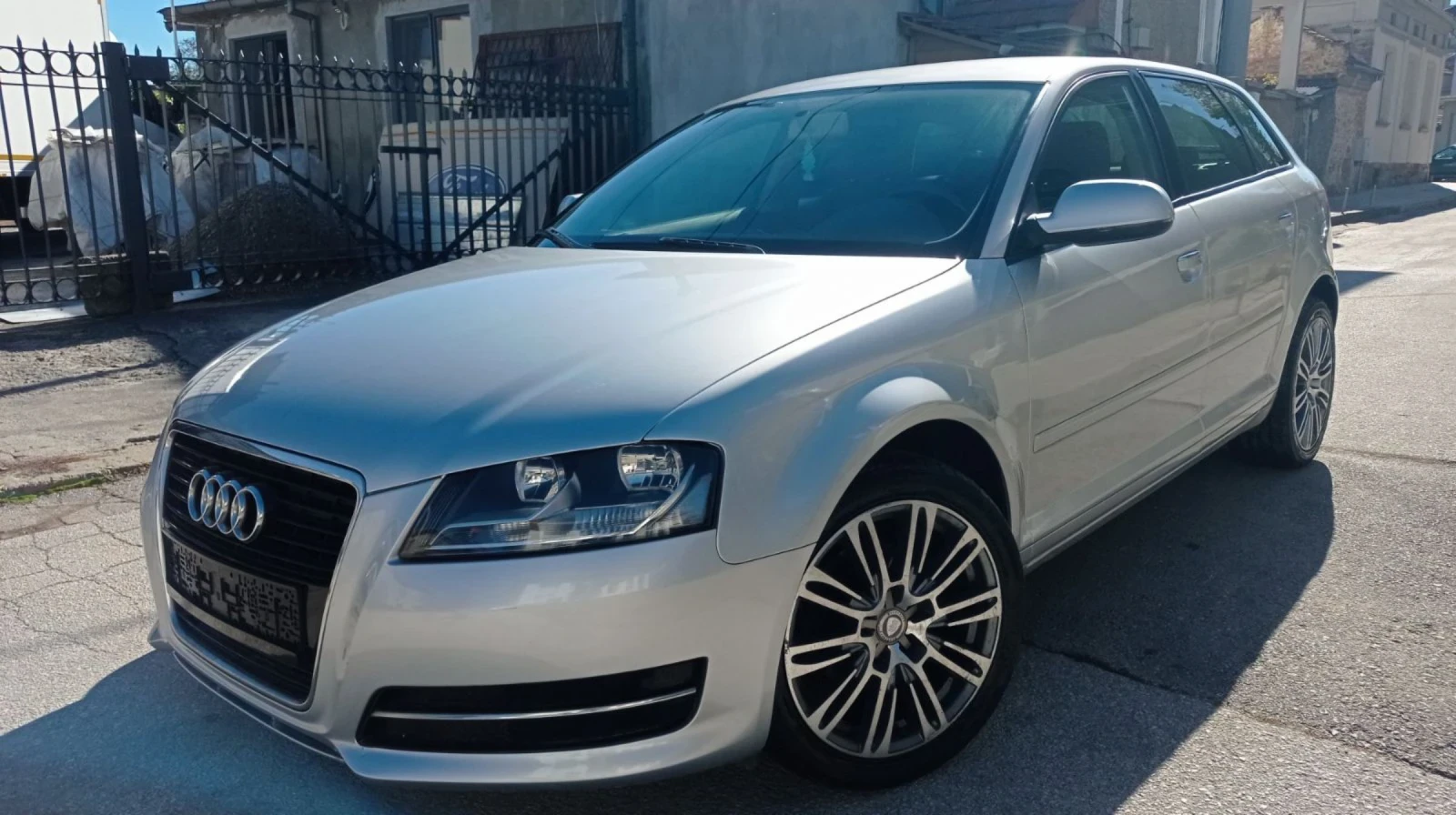 Audi A3 1.6.105 2010.     | Mobile.bg   3