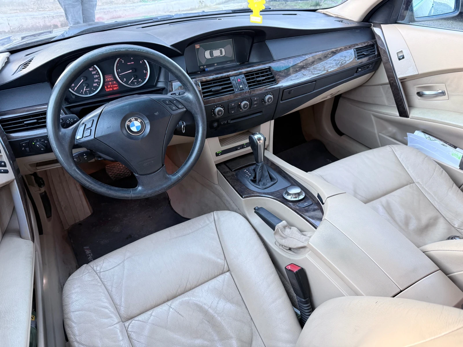 BMW 520  - изображение 6