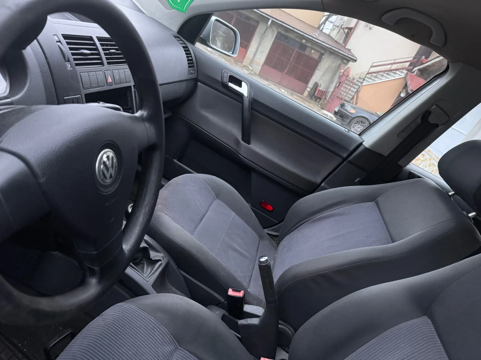 VW Polo 1.9 SDI, снимка 5 - Автомобили и джипове - 53664325