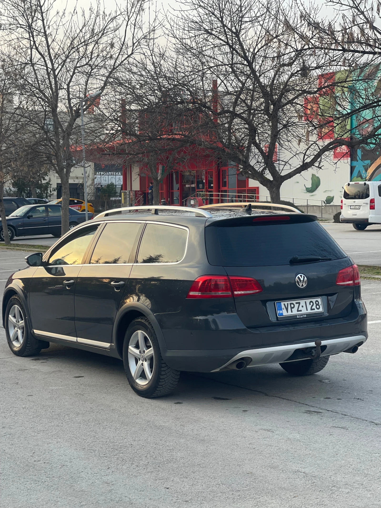 VW Alltrack 2.0 TDI DSG, снимка 5 - Автомобили и джипове - 53727561
