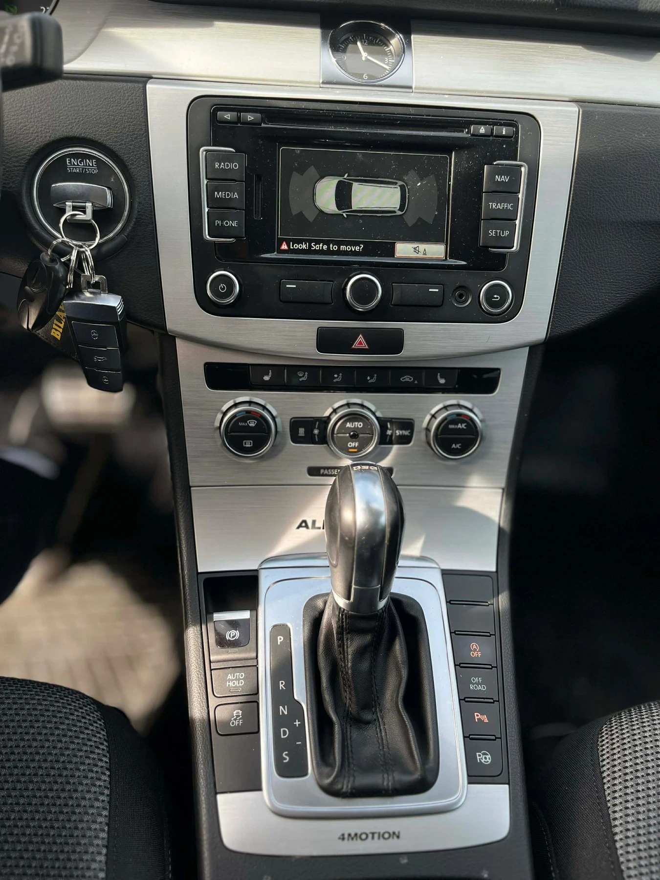 VW Alltrack 2.0 TDI DSG, снимка 9 - Автомобили и джипове - 53727561