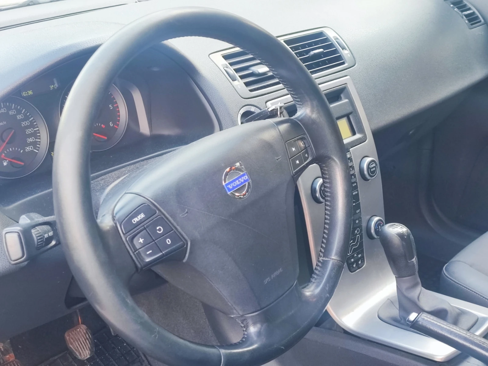 Volvo V50, снимка 10 - Автомобили и джипове - 54204727