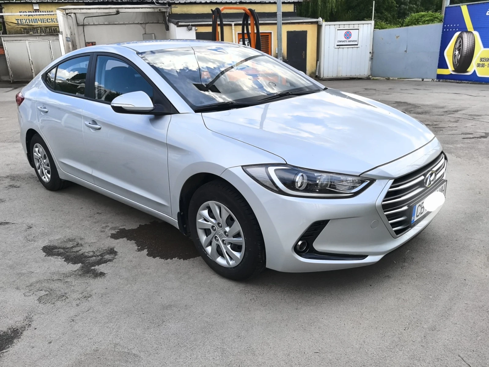 Hyundai Elantra, снимка 2 - Автомобили и джипове - 54886057